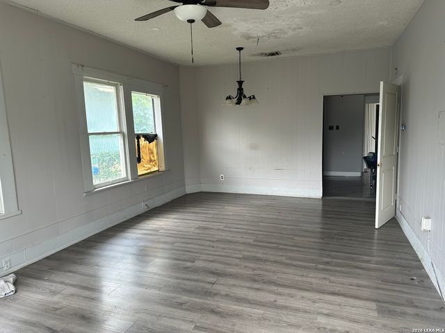 315 Linares, San Antonio, TX 78225