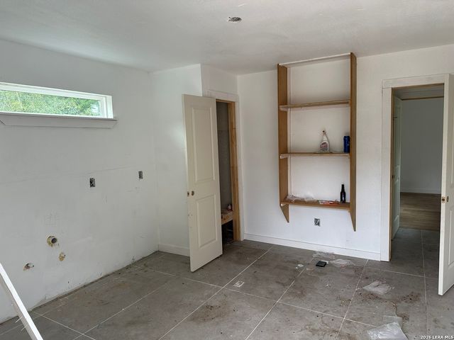 315 Linares, San Antonio, TX 78225