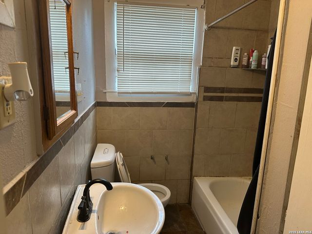 315 Linares, San Antonio, TX 78225