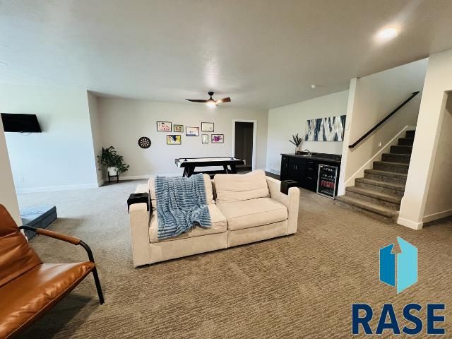 276 Central Park Ct Court, Harrisburg, SD 57032