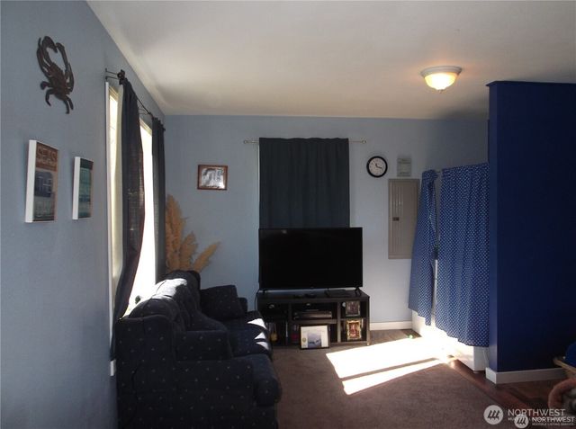 210 212 W Tacoma Avenue, Westport, WA 98595