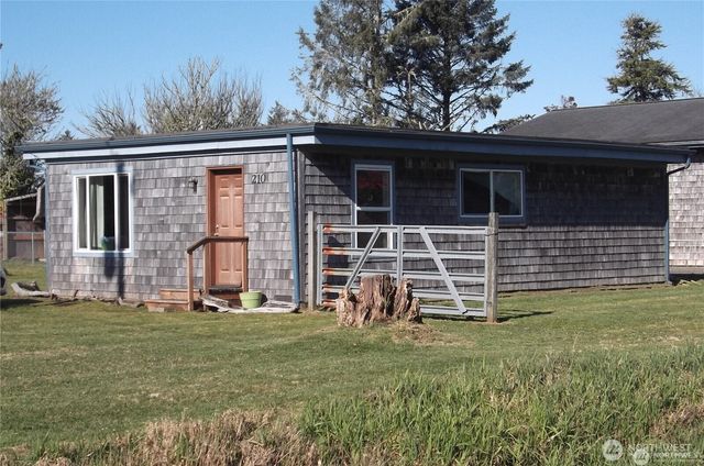 210 212 W Tacoma Avenue, Westport, WA 98595