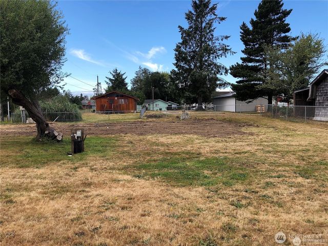 210 212 W Tacoma Avenue, Westport, WA 98595