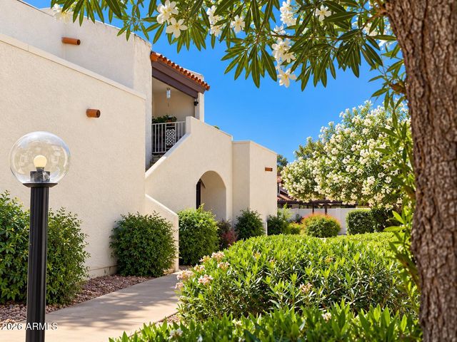 4730 W NORTHERN Avenue 2107, Glendale, AZ 85301