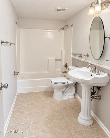 4730 W NORTHERN Avenue 2107, Glendale, AZ 85301