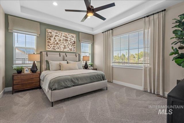 967 N Falling Water Way, Eagle, ID 83616