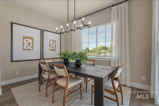 967 N Falling Water Way, Eagle, ID 83616