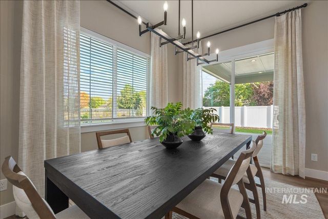 967 N Falling Water Way, Eagle, ID 83616