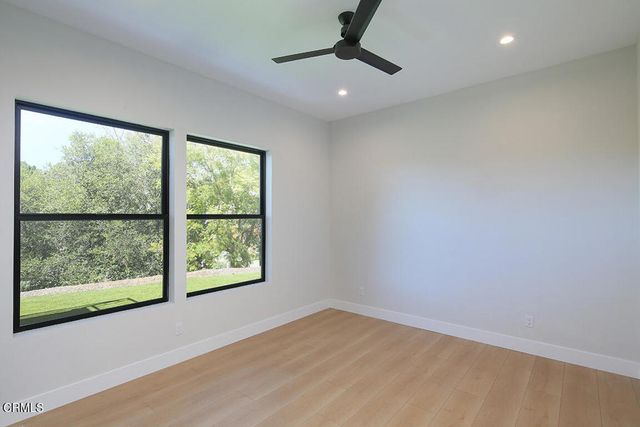 1048 Canyon Creek Place, Escondido, CA 92025