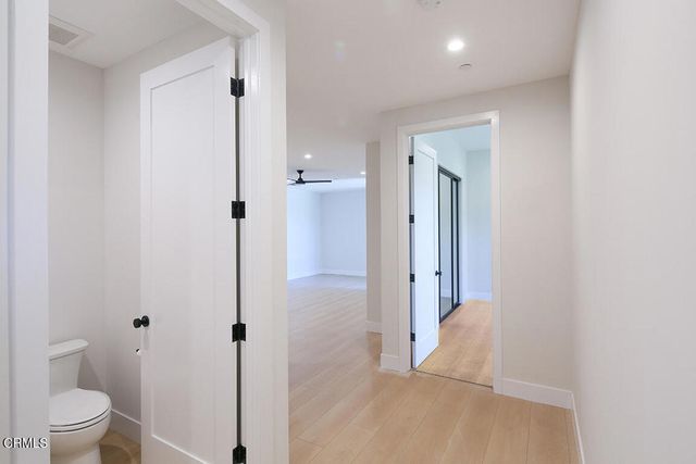 1048 Canyon Creek Place, Escondido, CA 92025