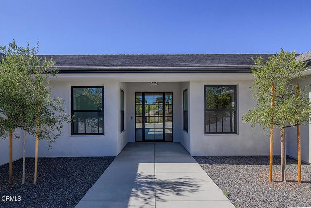 1048 Canyon Creek Place, Escondido, CA 92025