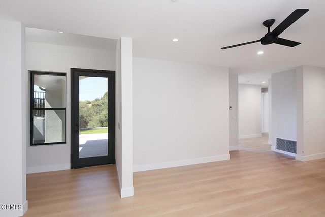 1048 Canyon Creek Place, Escondido, CA 92025