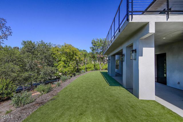 1048 Canyon Creek Place, Escondido, CA 92025