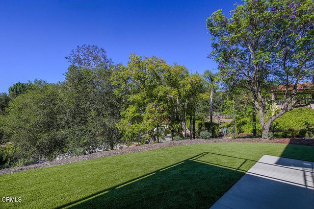 1048 Canyon Creek Place, Escondido, CA 92025