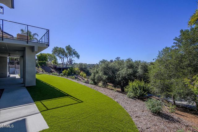1048 Canyon Creek Place, Escondido, CA 92025