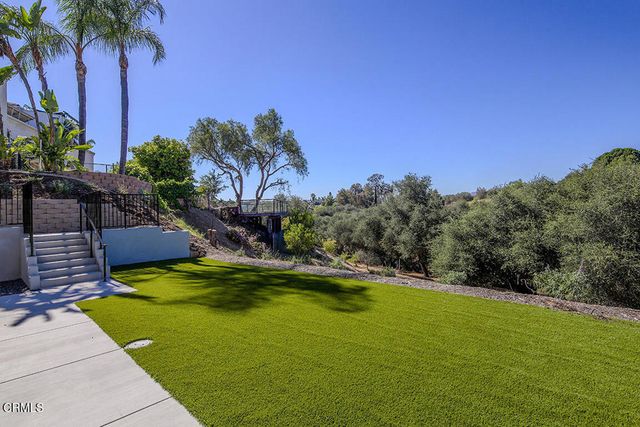 1048 Canyon Creek Place, Escondido, CA 92025