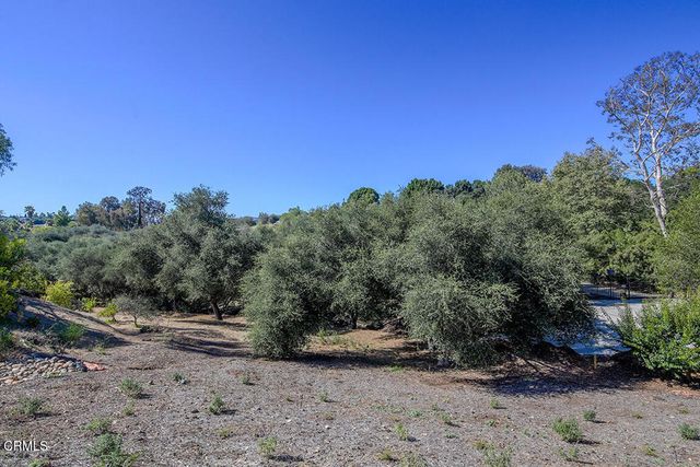 1048 Canyon Creek Place, Escondido, CA 92025