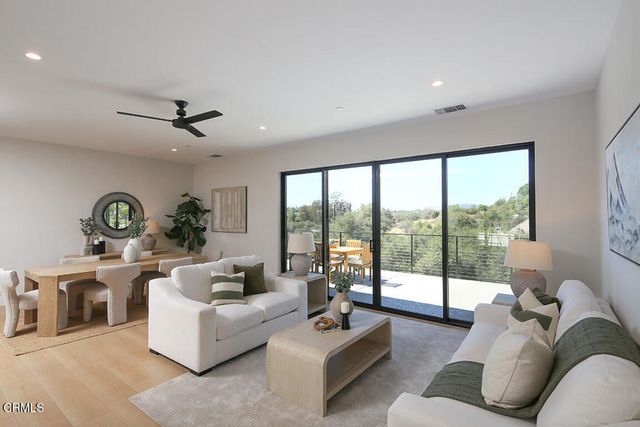 1048 Canyon Creek Place, Escondido, CA 92025
