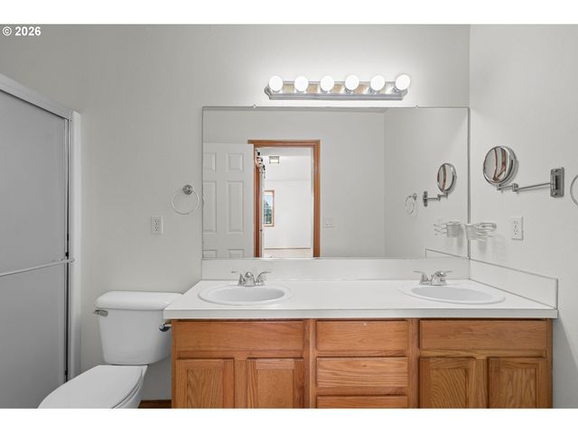 9713 Nw 26TH Ct, Vancouver, WA 98665