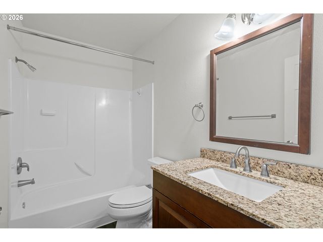 9713 Nw 26TH Ct, Vancouver, WA 98665