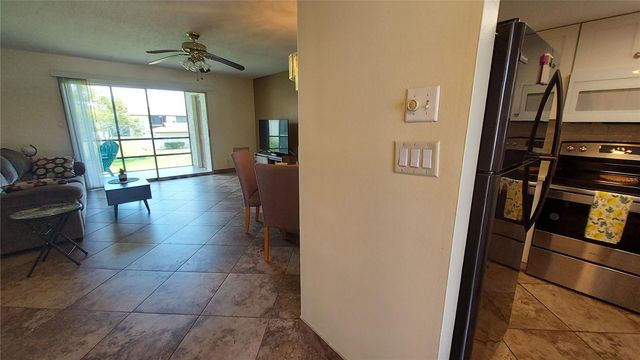 5154 TURQUOISE LANE 201, New Port Richey, FL 34652