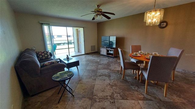 5154 TURQUOISE LANE 201, New Port Richey, FL 34652