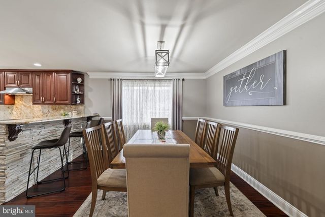 190 WESTOVER DR, Delran, NJ 08075