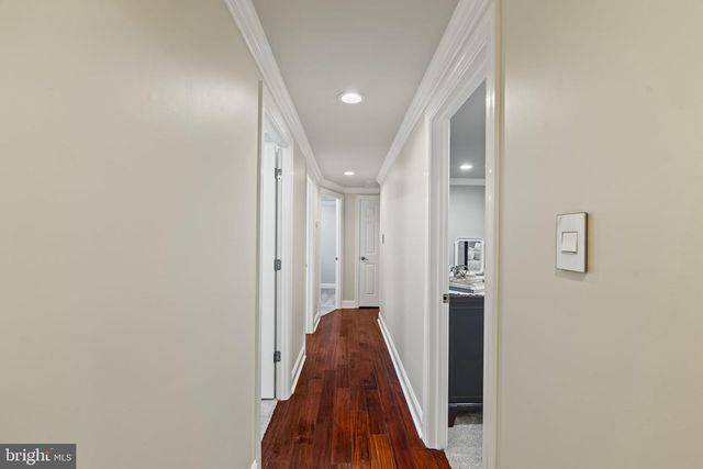 190 WESTOVER DR, Delran, NJ 08075