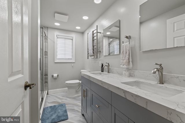 190 WESTOVER DR, Delran, NJ 08075