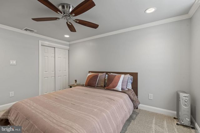 190 WESTOVER DR, Delran, NJ 08075