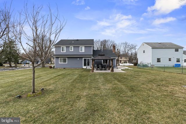 190 WESTOVER DR, Delran, NJ 08075