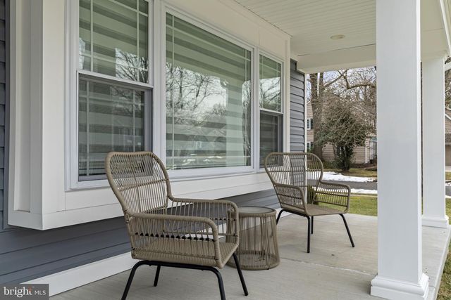 190 WESTOVER DR, Delran, NJ 08075