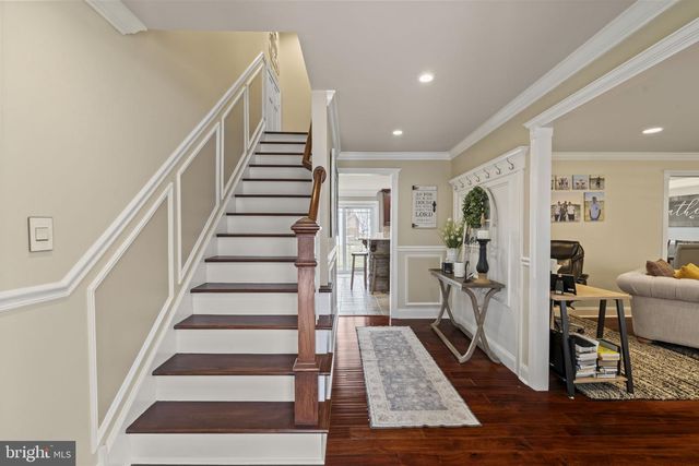 190 WESTOVER DR, Delran, NJ 08075