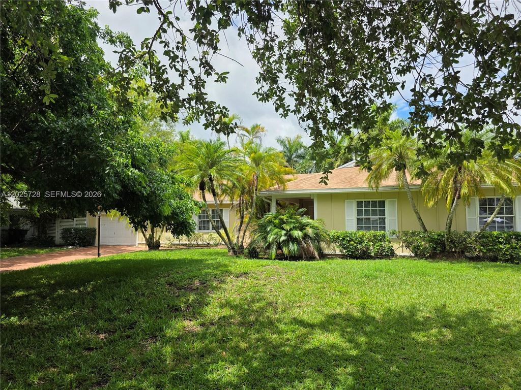 14630 SW 148th Ct, Miami, FL 33196