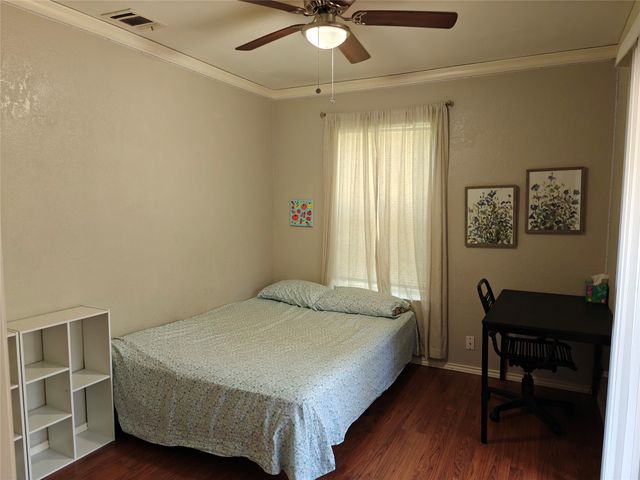 5309 San Mateo Court, Arlington, TX 76017