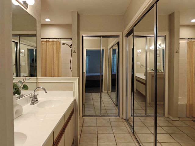 5309 San Mateo Court, Arlington, TX 76017