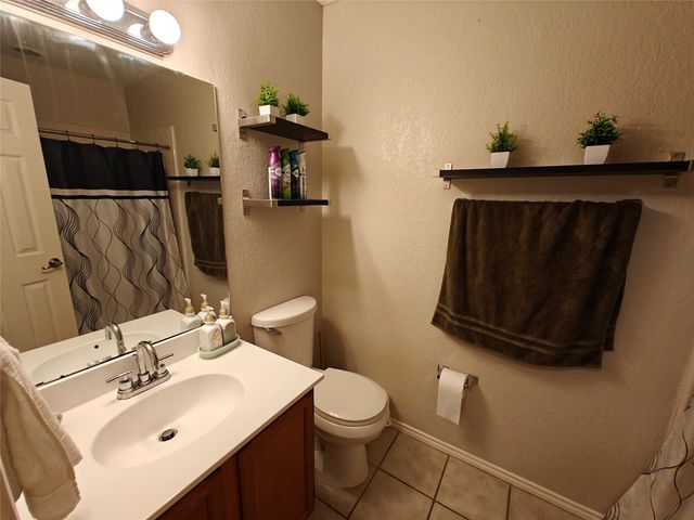 5309 San Mateo Court, Arlington, TX 76017