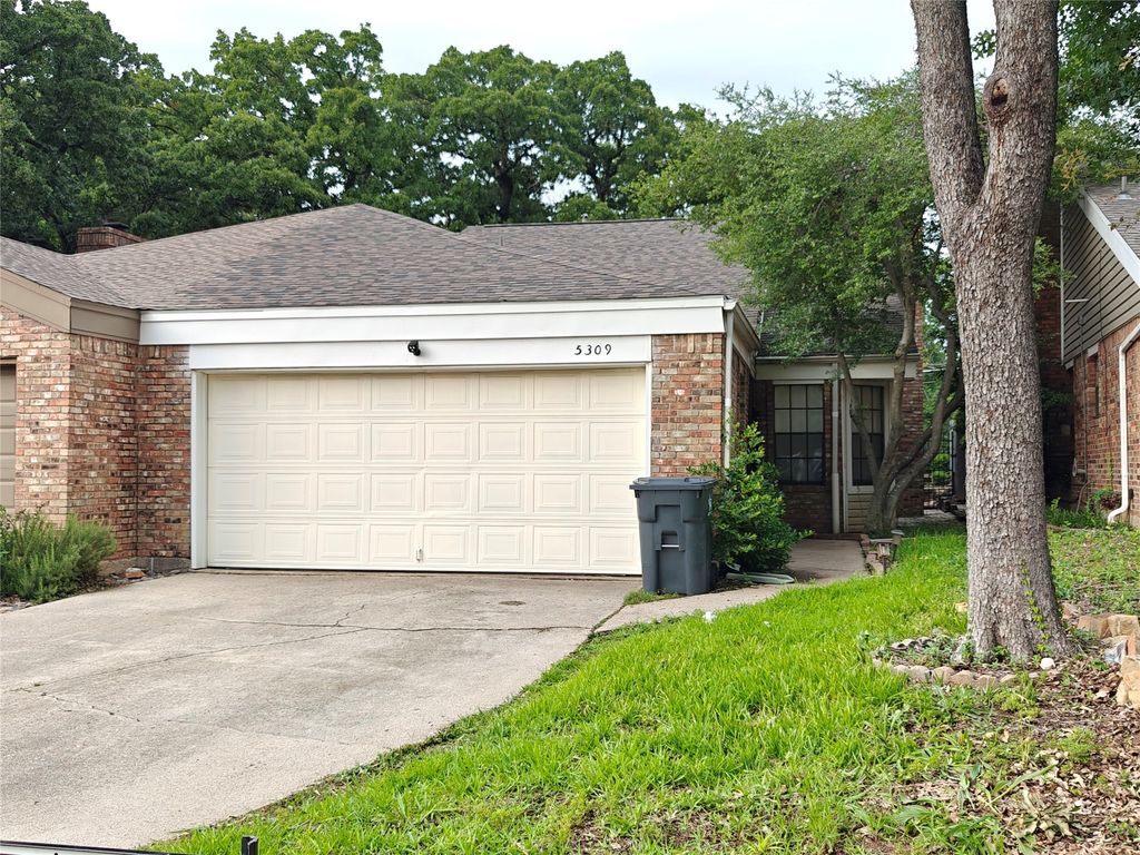 5309 San Mateo Court, Arlington, TX 76017