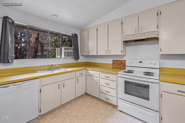 61510 Maid Marian, Bend, OR 97702
