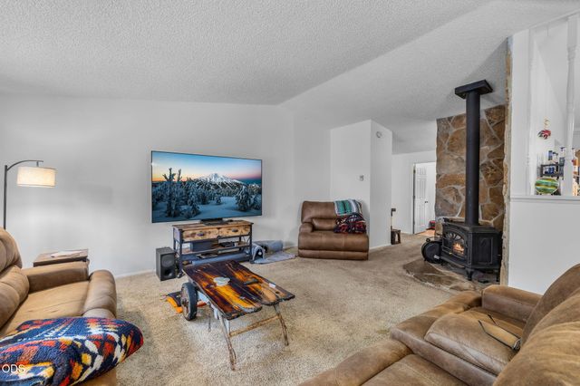 61510 Maid Marian, Bend, OR 97702