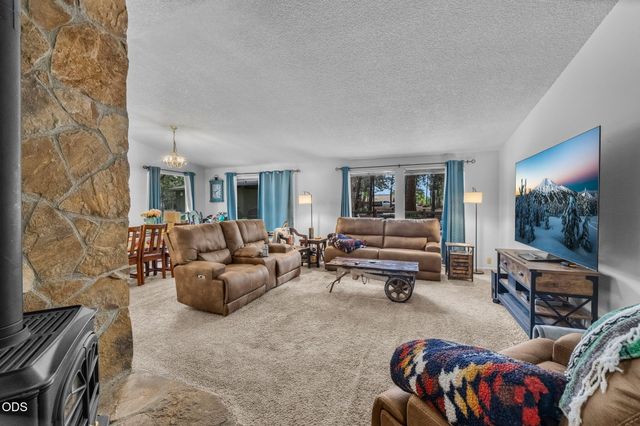 61510 Maid Marian, Bend, OR 97702