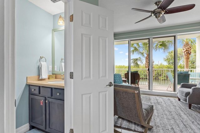 464 BAHIA BEACH BOULEVARD, Ruskin, FL 33570