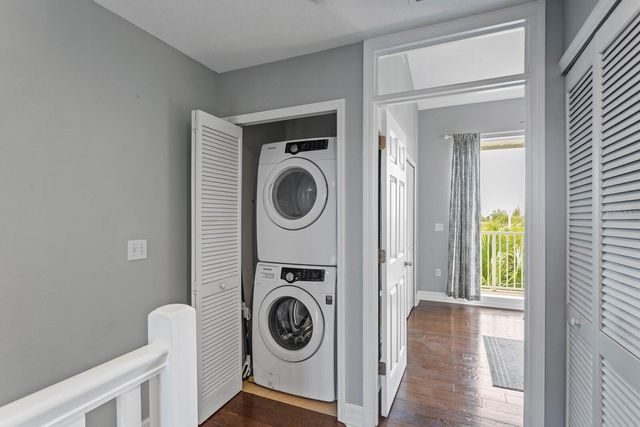 464 BAHIA BEACH BOULEVARD, Ruskin, FL 33570