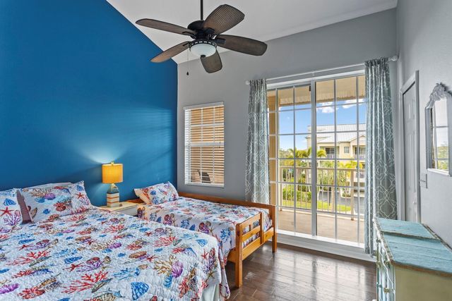 464 BAHIA BEACH BOULEVARD, Ruskin, FL 33570