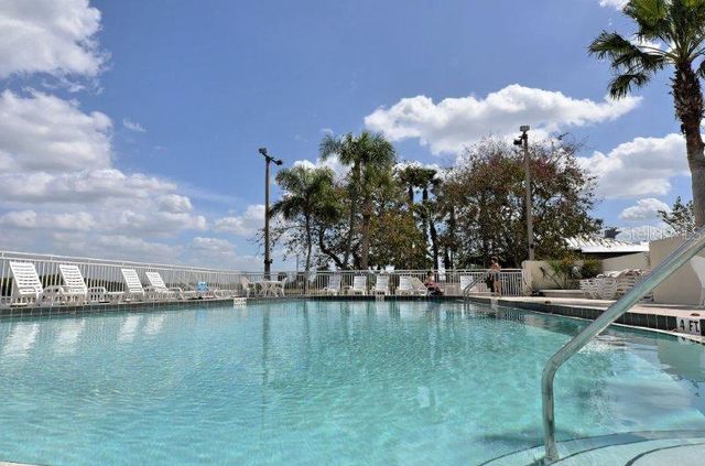 464 BAHIA BEACH BOULEVARD, Ruskin, FL 33570