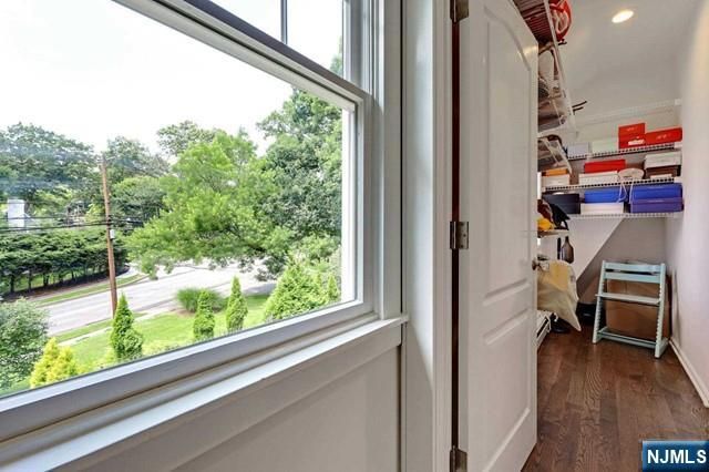 343 N Monroe Street, Ridgewood, NJ 07450