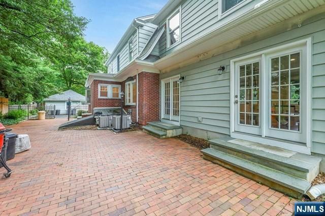 343 N Monroe Street, Ridgewood, NJ 07450
