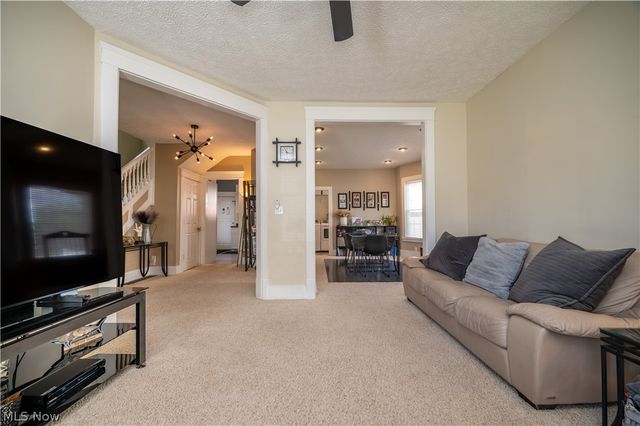 124 Hartzell Avenue, Niles, OH 44446