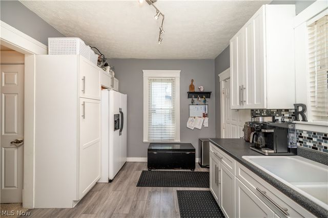 124 Hartzell Avenue, Niles, OH 44446