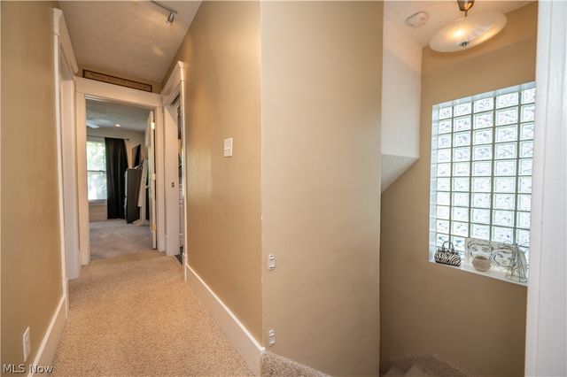 124 Hartzell Avenue, Niles, OH 44446